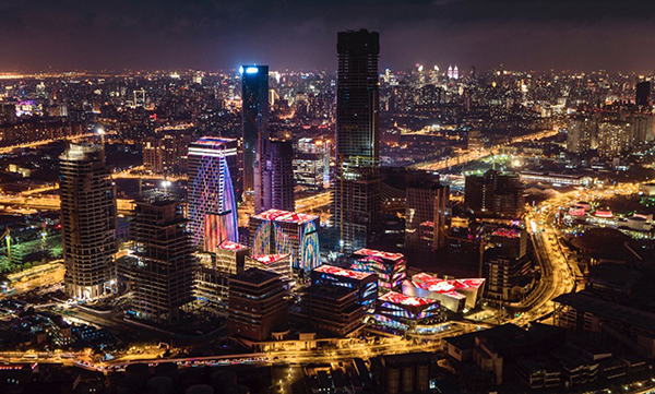 上海新地标建筑：上海国际传媒港使用兴发铝材